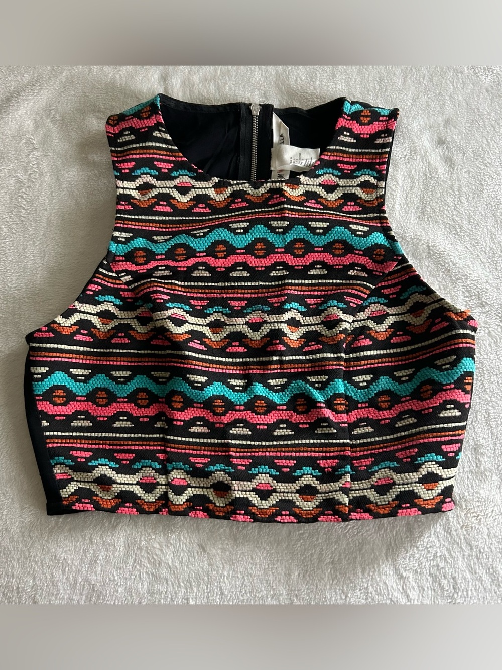 Collection Aztec Tribal Pattern Cropped Tank Top Size US 6 Festival Rave Western